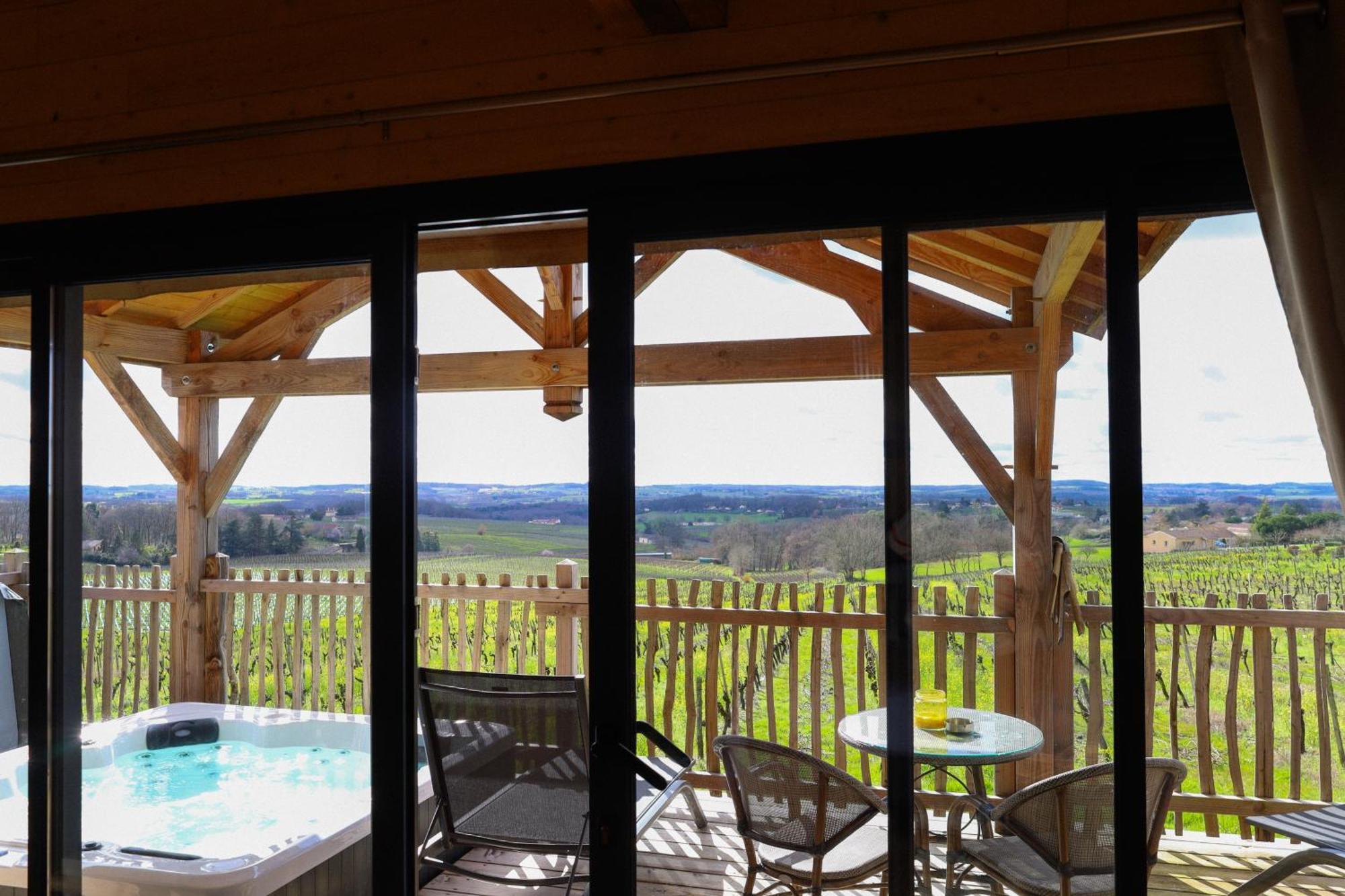 Le Domaine De La Tour Des Vents Bed & Breakfast Bergerac Dış mekan fotoğraf